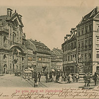 Der grüne Markt mit Martinskirche